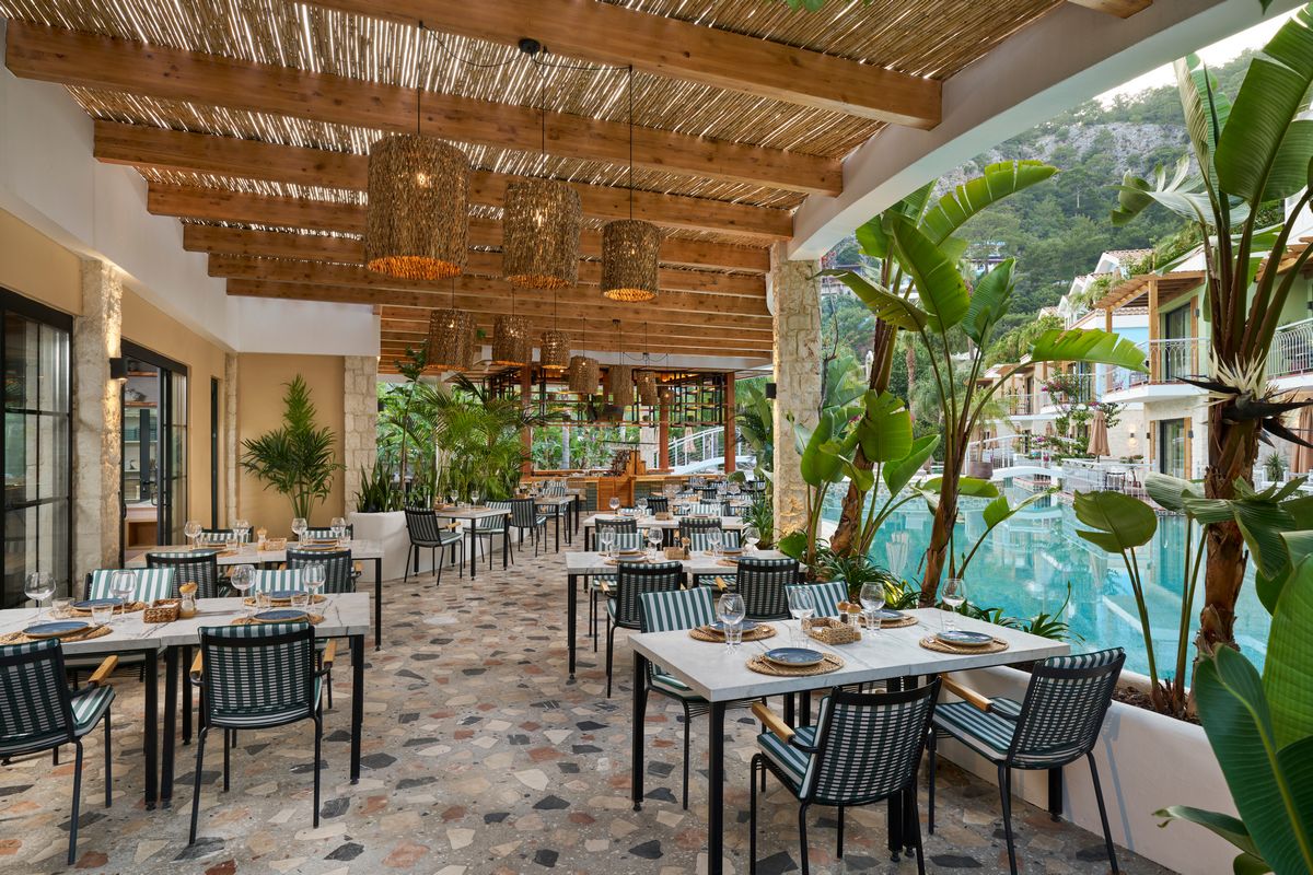 la boutique maya bar